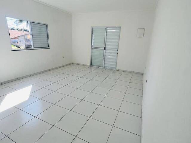 #3915 - Casa para Venda em Vargem Grande Paulista - SP