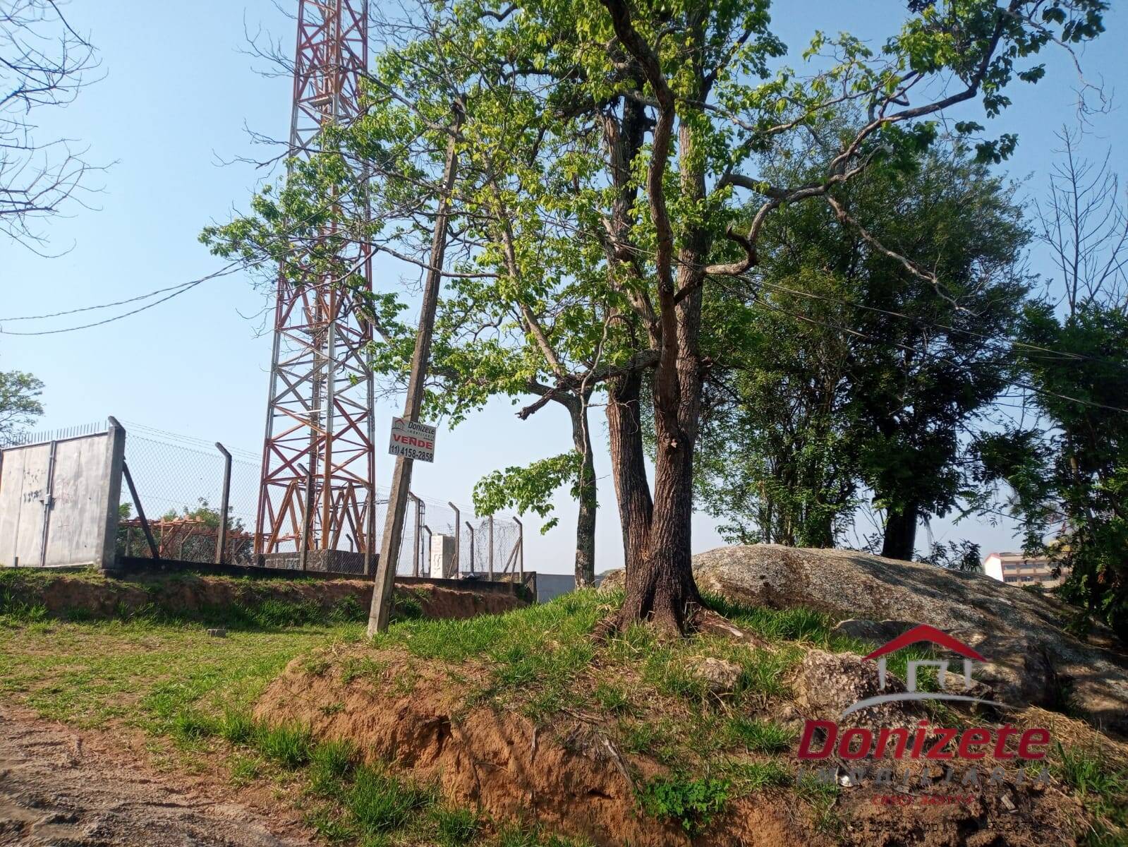 TERRENO NO CENTRO/ VARGEM GRANDE PAULISTA