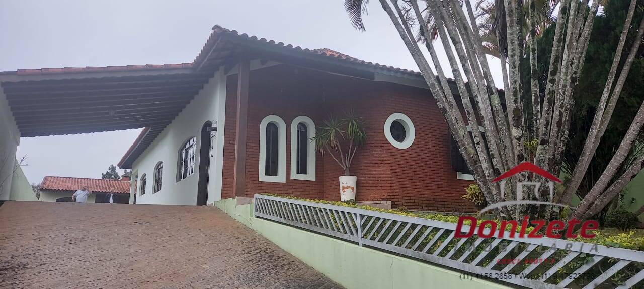 Casa a venda em condomínio/ Haras Bela Vista-Vargem Grande Paulista