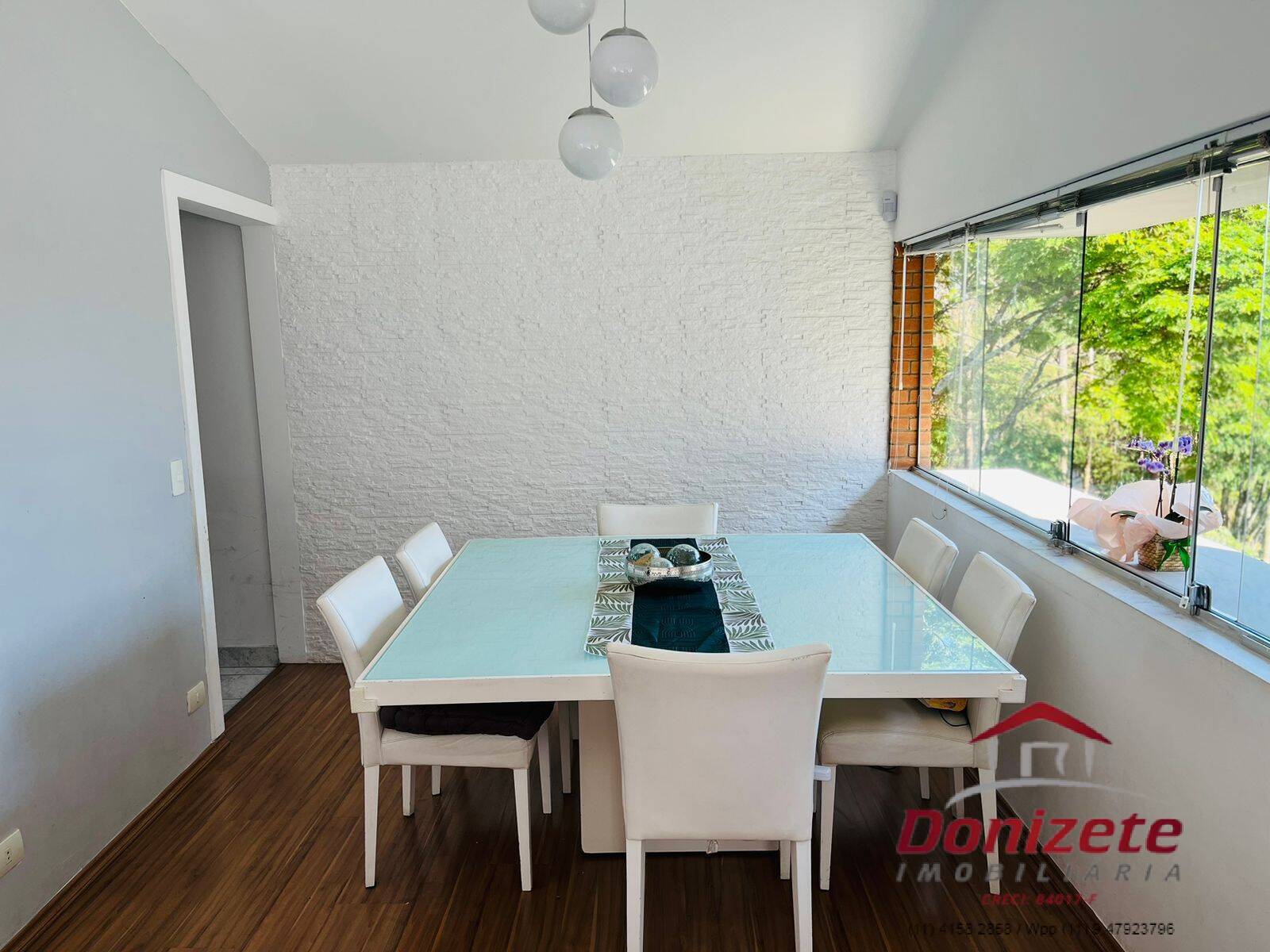Casa á em condomínio - Cotia / São Paulo