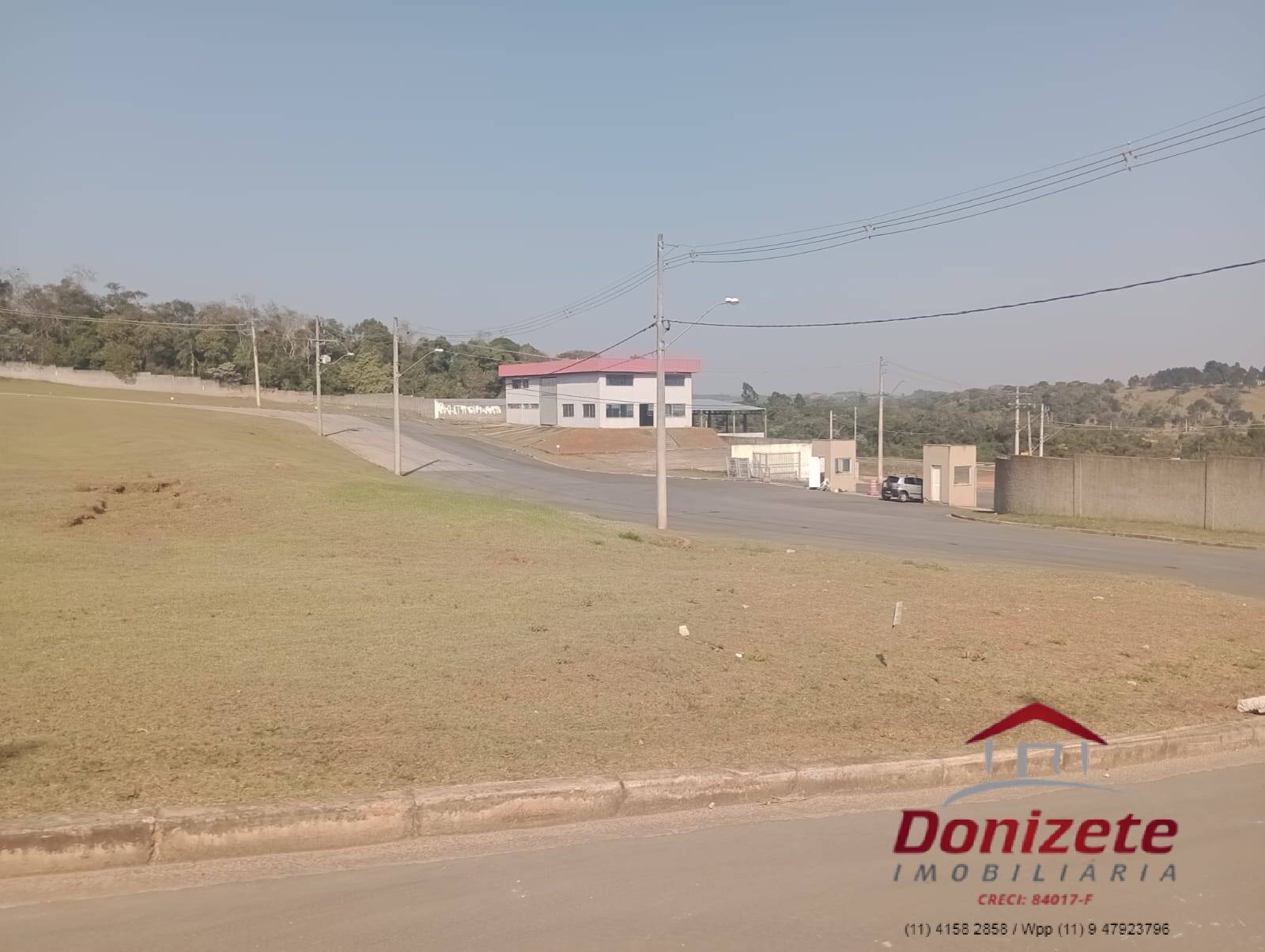 Terrenos á venda - Centro Empresarial / Bunjiro Nakao