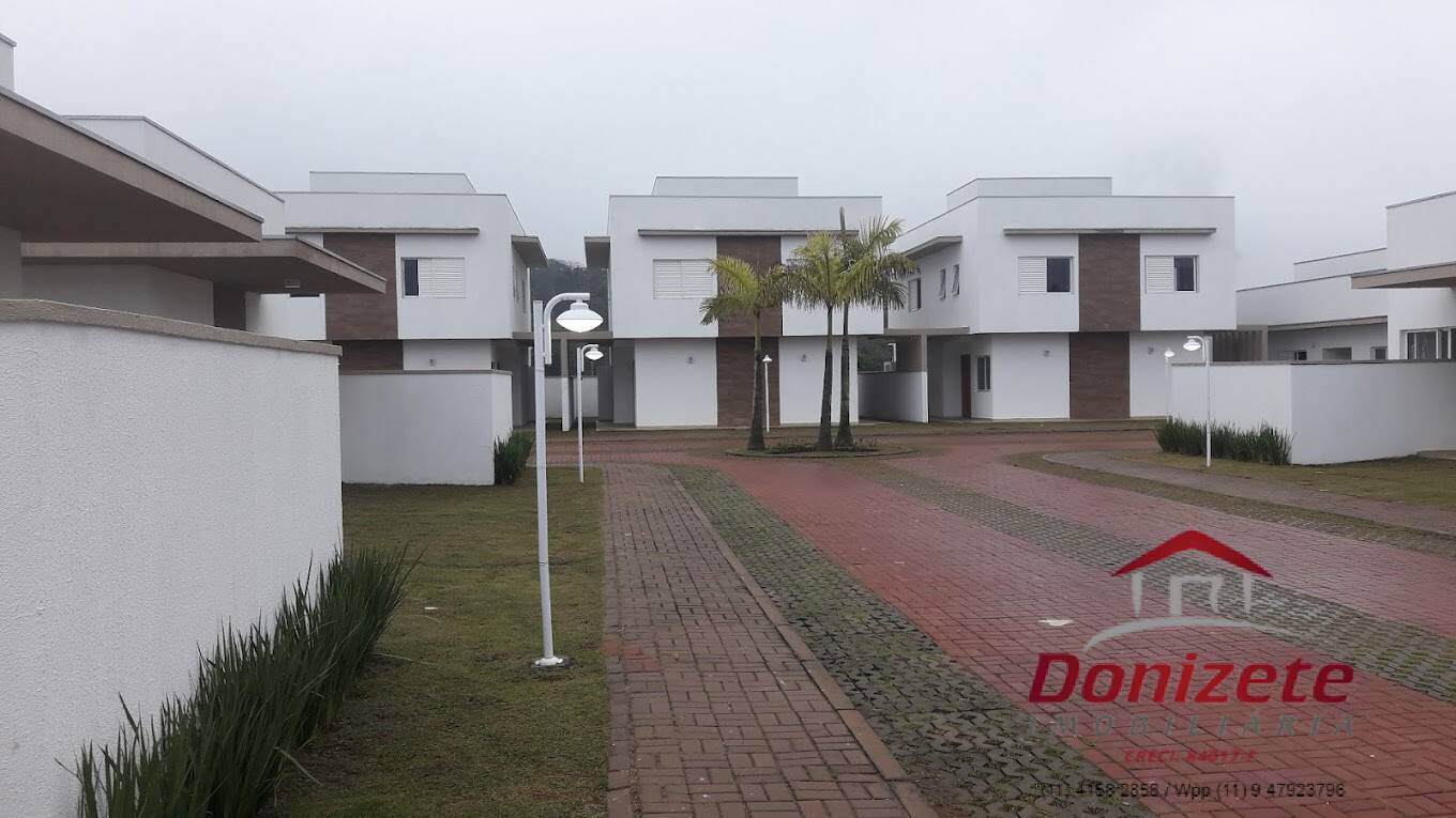 Casa Duplex a venda / Green Village Residencial / Vargem G.Pta
