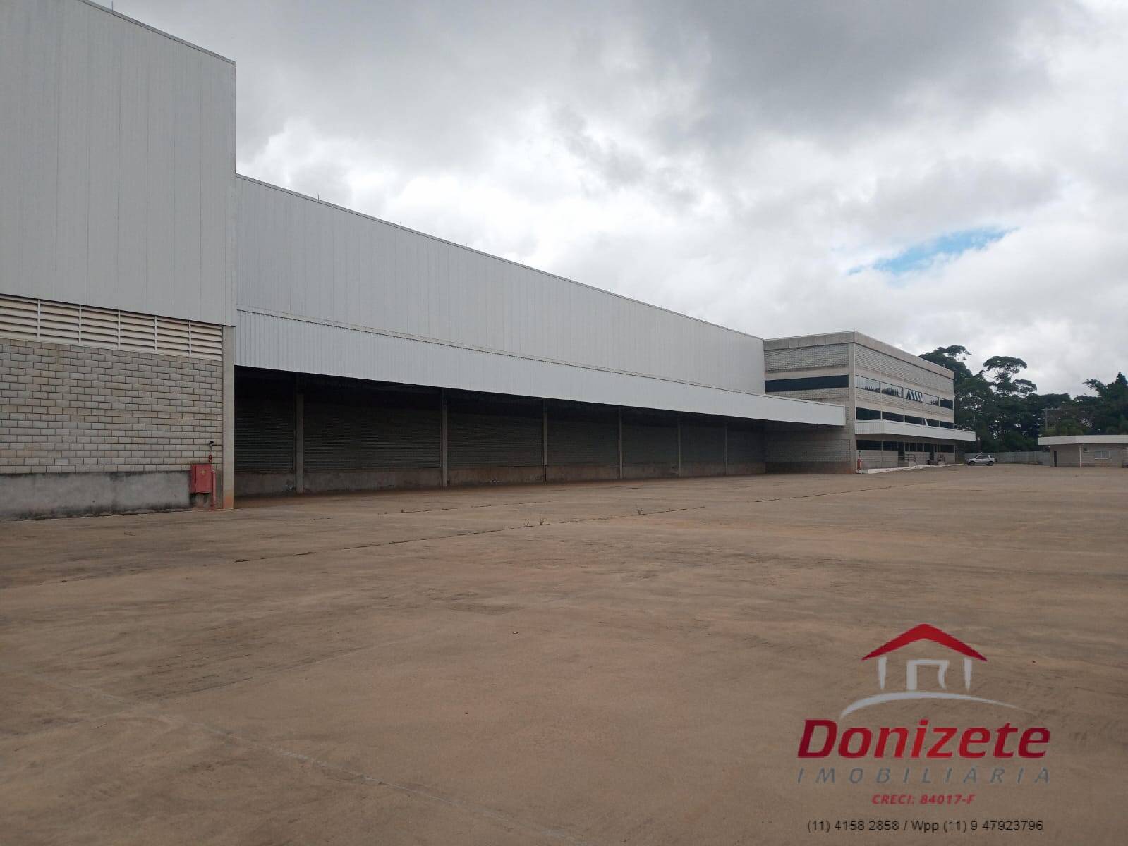 Galpão Industrial para Venda e Locação - Cotia, SP