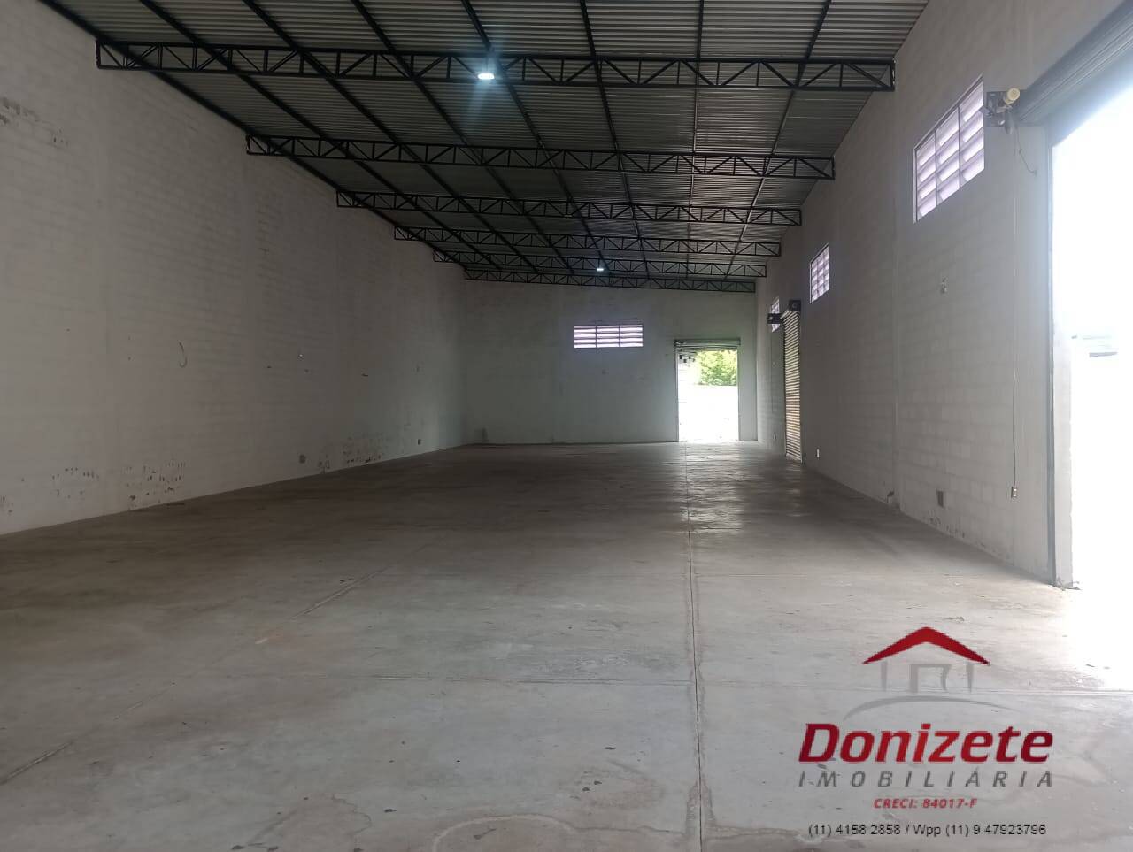 Galpão Comercial e Industrial para Locação - Vargem Grande Paulista, SP