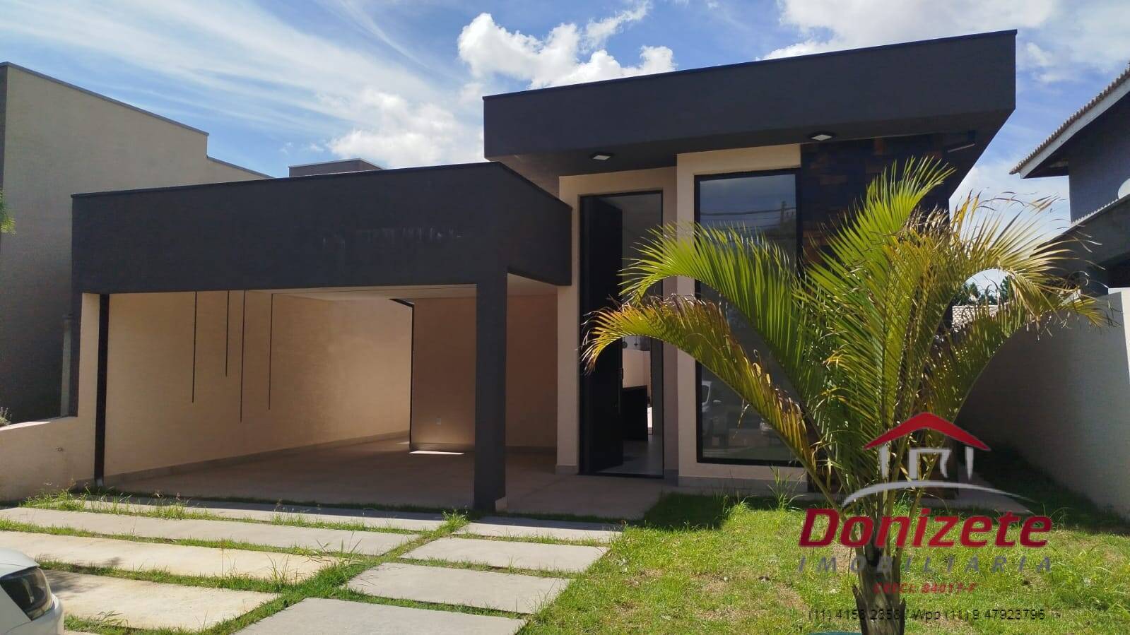 Casa em Condomínio à Venda - Tijuco Preto - Vargem Grande Paulista, SP