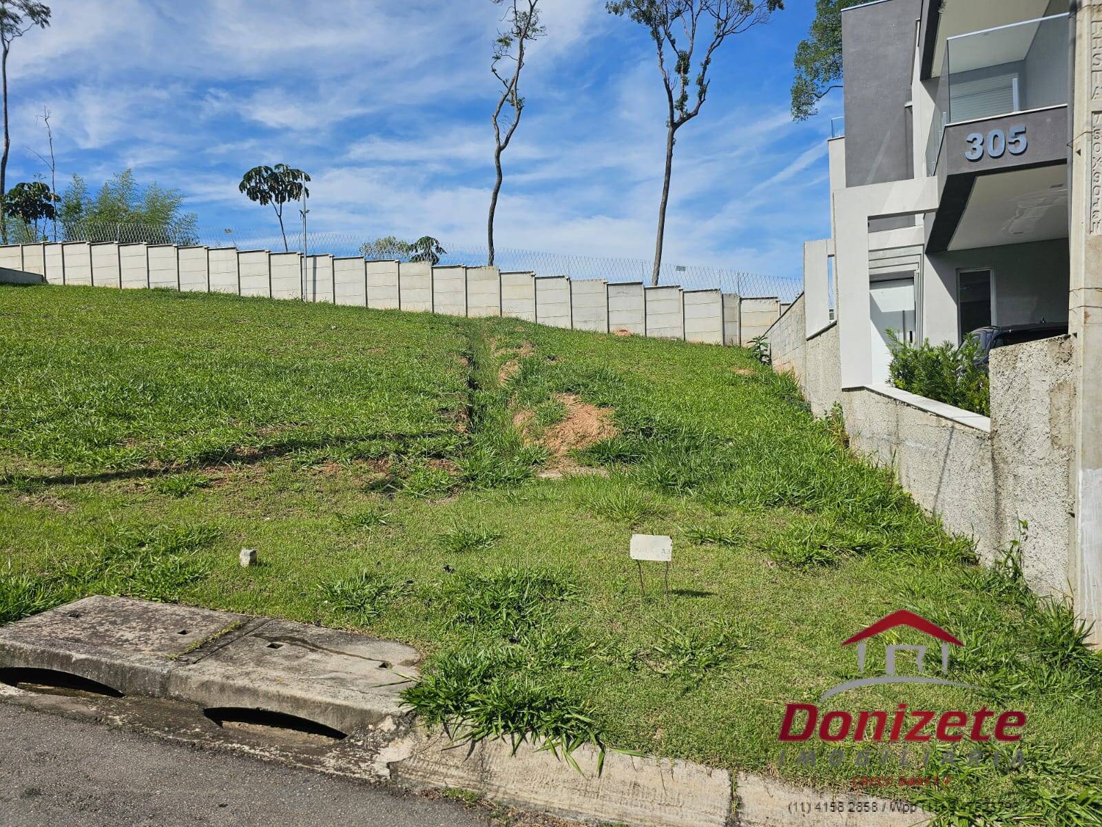 Lote em Condomínio para Venda - Cotia, SP